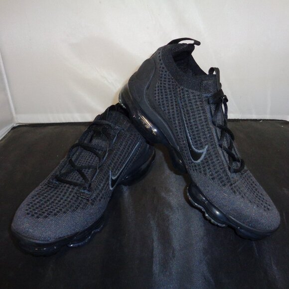Brand New Nike Air Vapormax 2021 FK Boy's shoes. Black. New In Box F53 - Picture 1 of 6